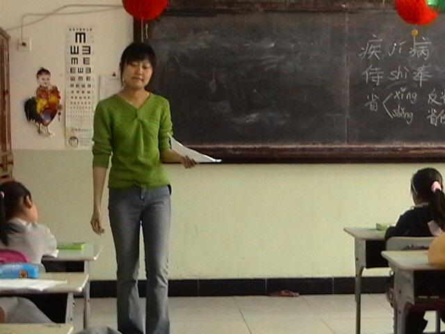 2005年春季马丹丹西颐小学授课照片06