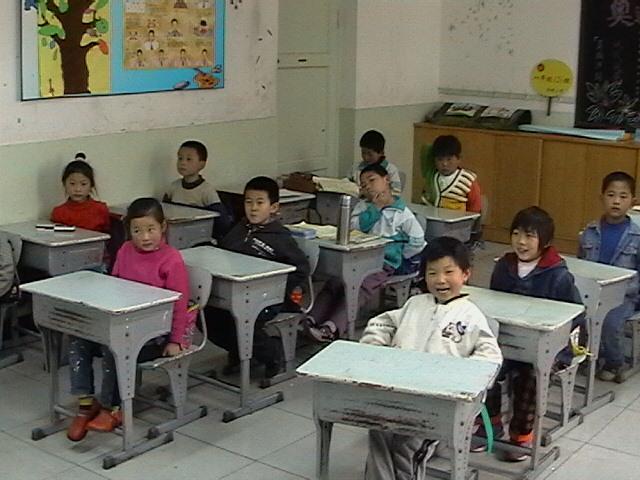 2005年春季王军丽西颐小学授课照片1